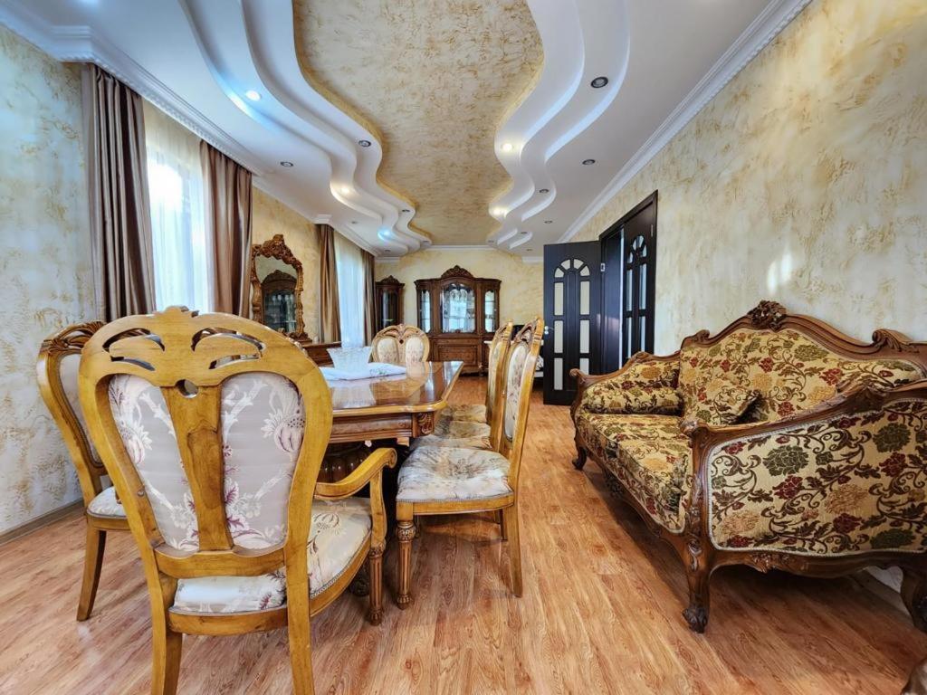 Villa In Chakvi Bagian luar foto