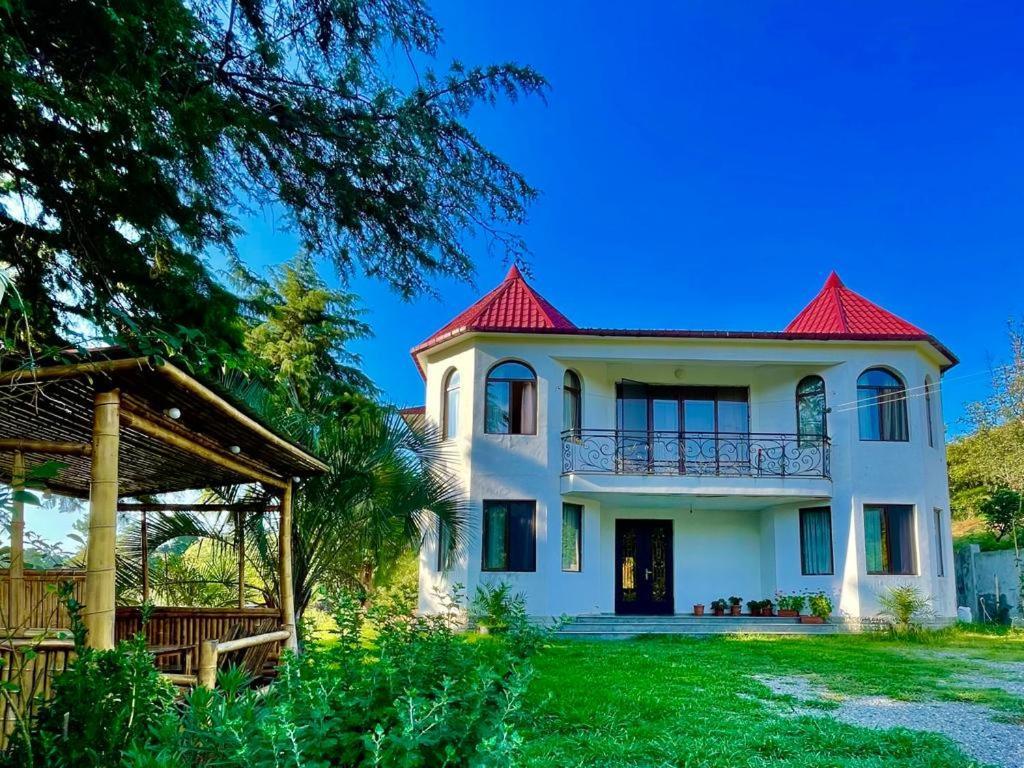 Villa In Chakvi Bagian luar foto